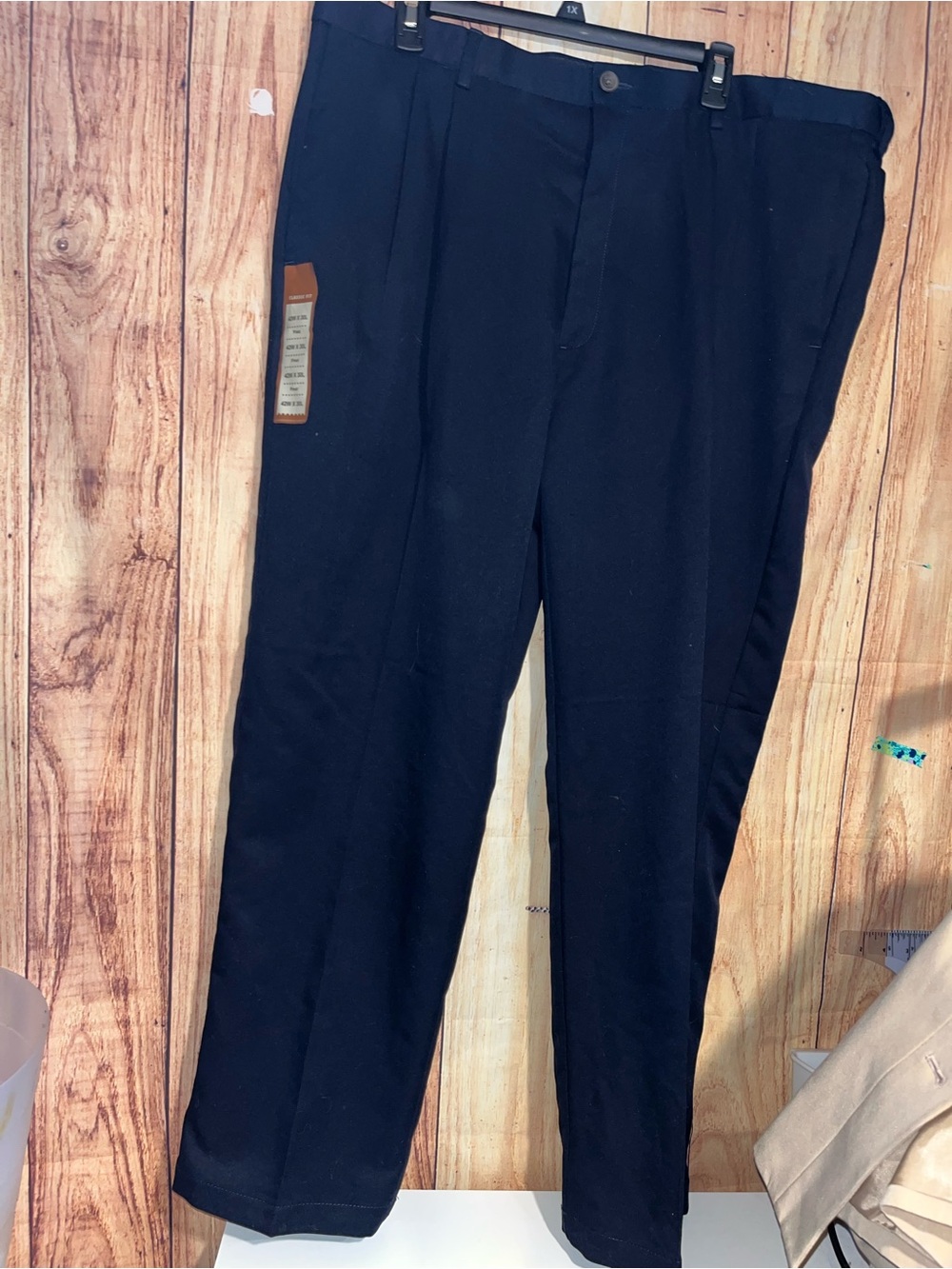 Haggar Cool 18 Performance No Iron Comfort Waist Classic Fit Navy NWT